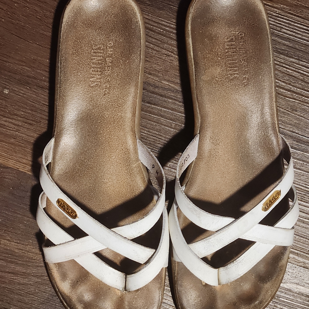 G.H. Bass & Co. White Women's Sandals